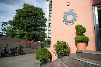 Centre International De Sejour Eugene Henaff Hotel 2*